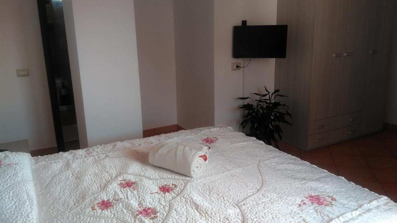 L'Abete Bed & Breakfast กุซปีนี ภายนอก รูปภาพ